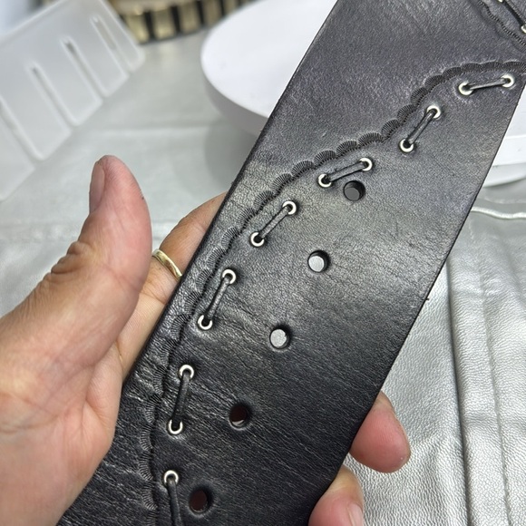 (H)The Limited Women\'s Fully Studded Multi-Perforated Hancho Leather Belt,Size M main image 8